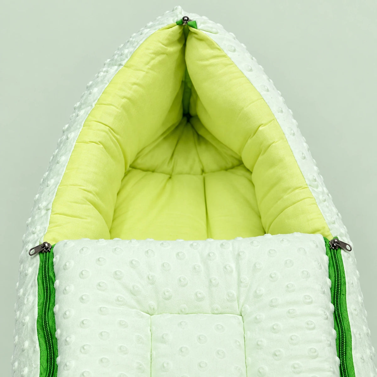 Baby Carry Nest with Dual Side Zipper