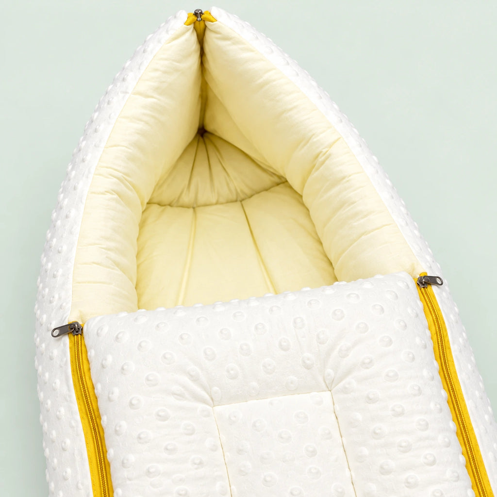 Baby Carry Nest with Dual Side Zipper