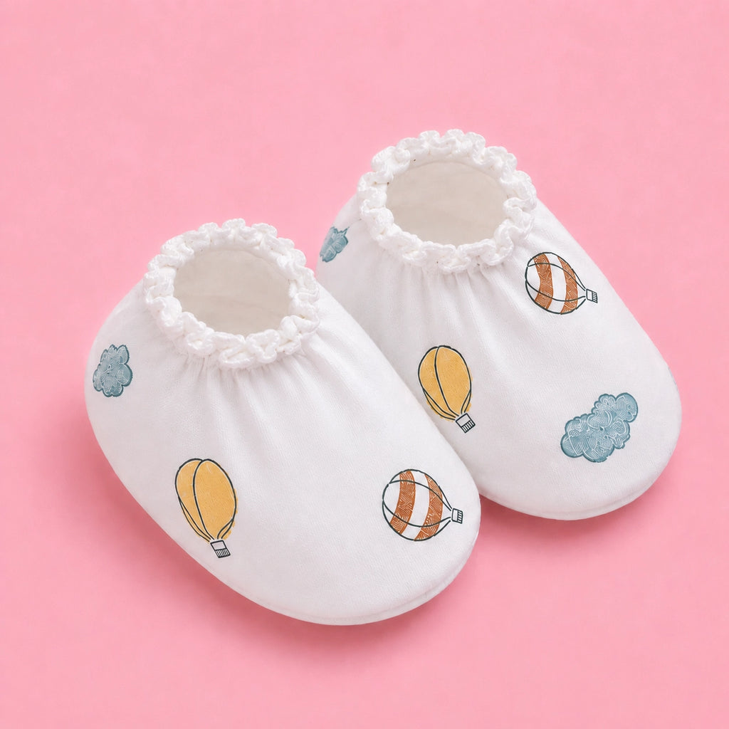 Baby Cap, Mittens & Booties Set Parachute